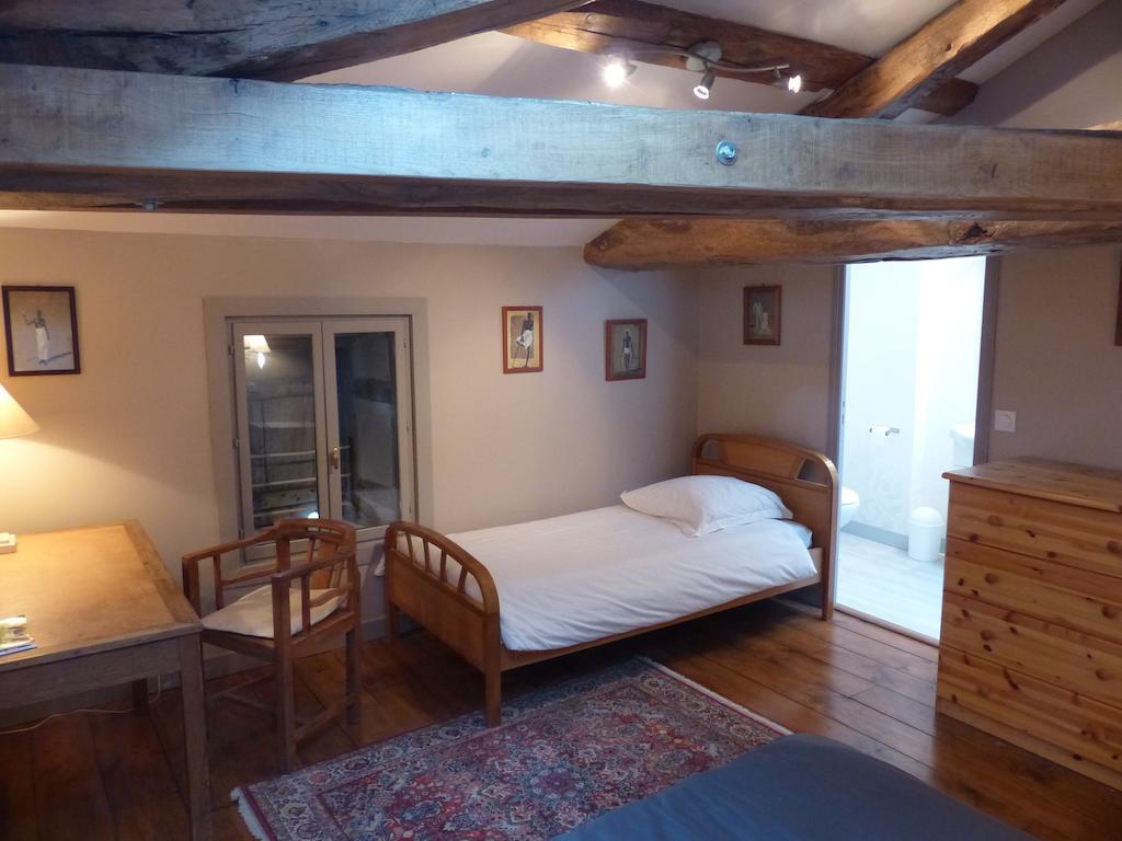Berneuil  Le Domaine De Panissac B&B 객실 사진