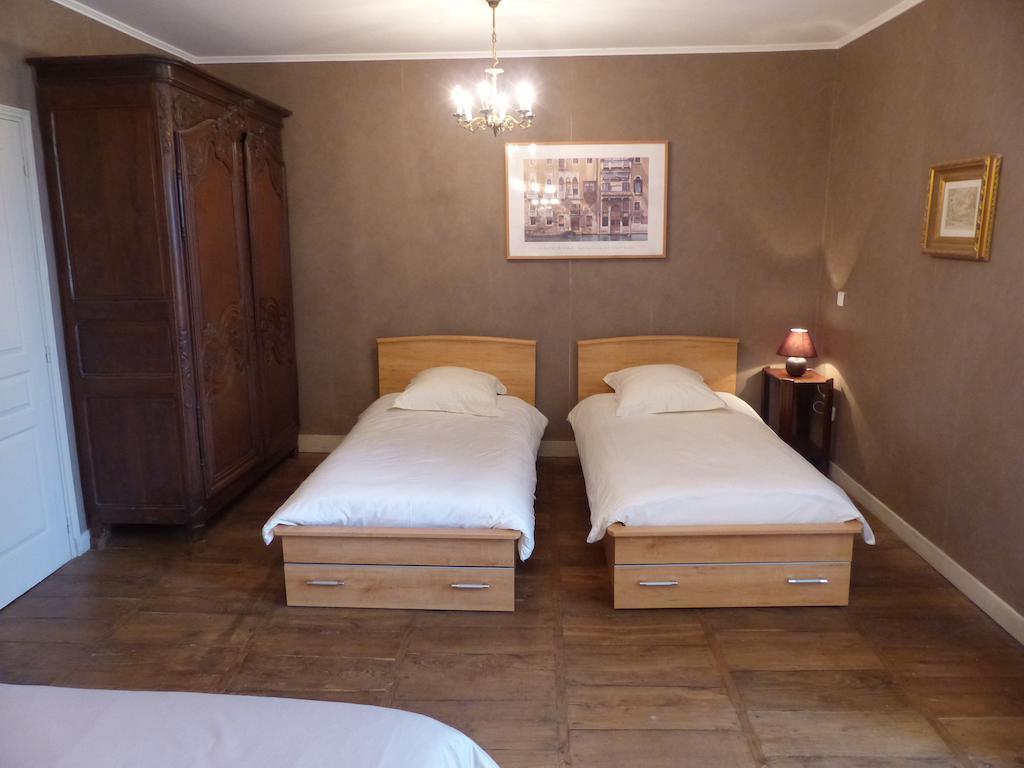 Berneuil  Le Domaine De Panissac B&B 객실 사진