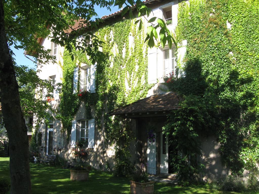 Berneuil  Le Domaine De Panissac B&B 외부 사진