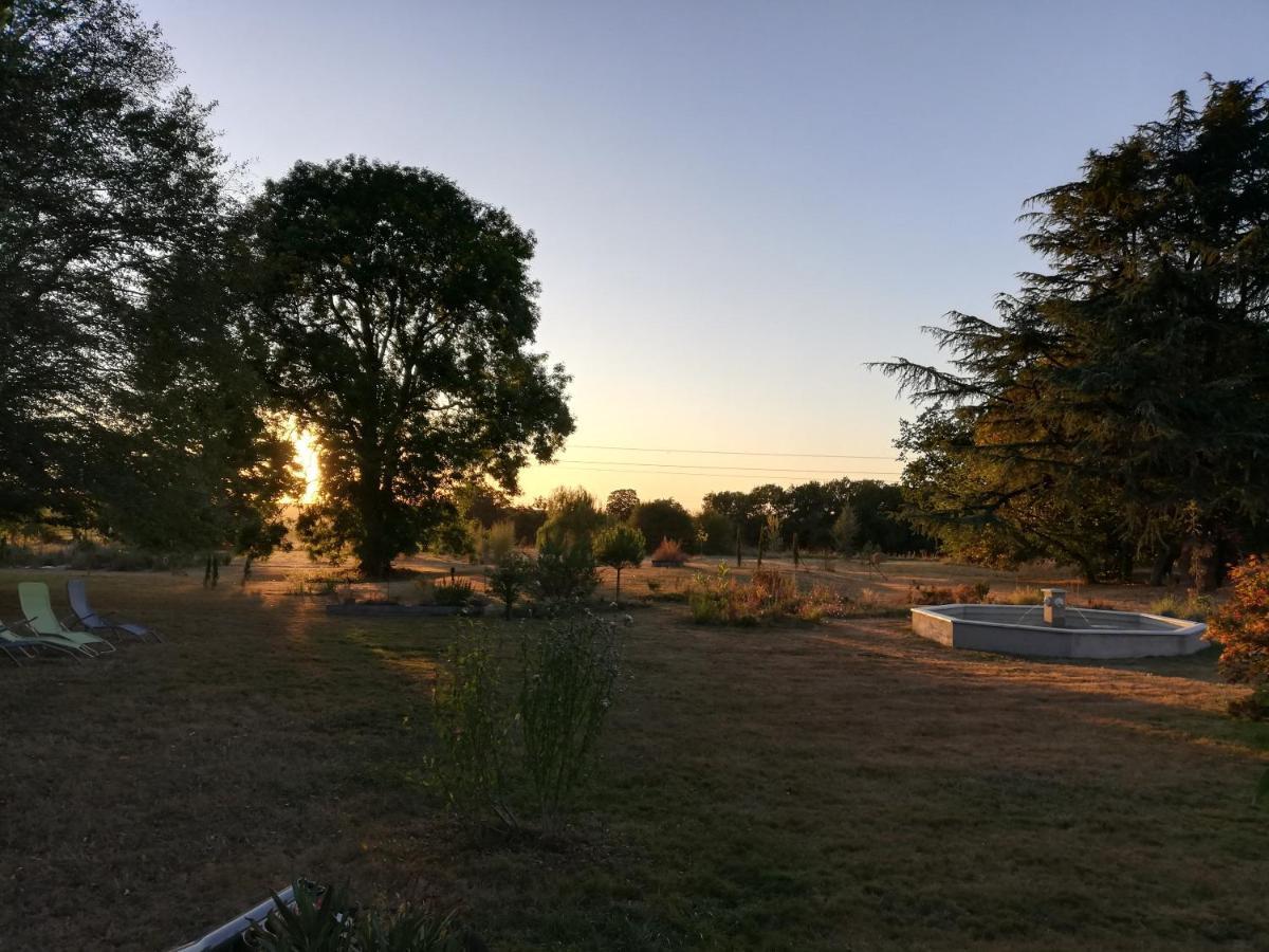 Berneuil  Le Domaine De Panissac B&B 외부 사진